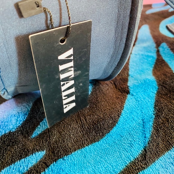 NWT Blue Bag - Picture 5 of 9